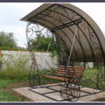Кованная скамейка